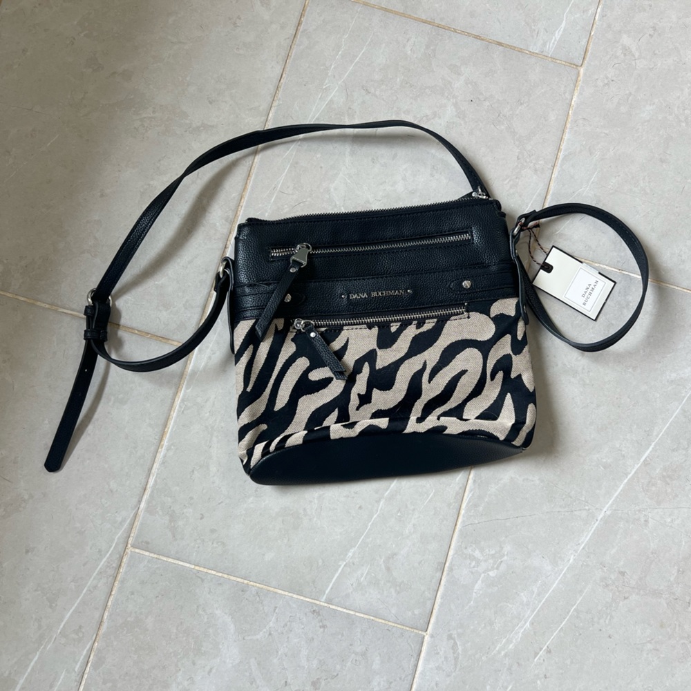 NAT Dana Buchman crossbody purse Zebra  🦓